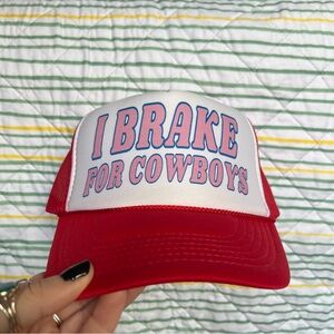 Trucker hat
